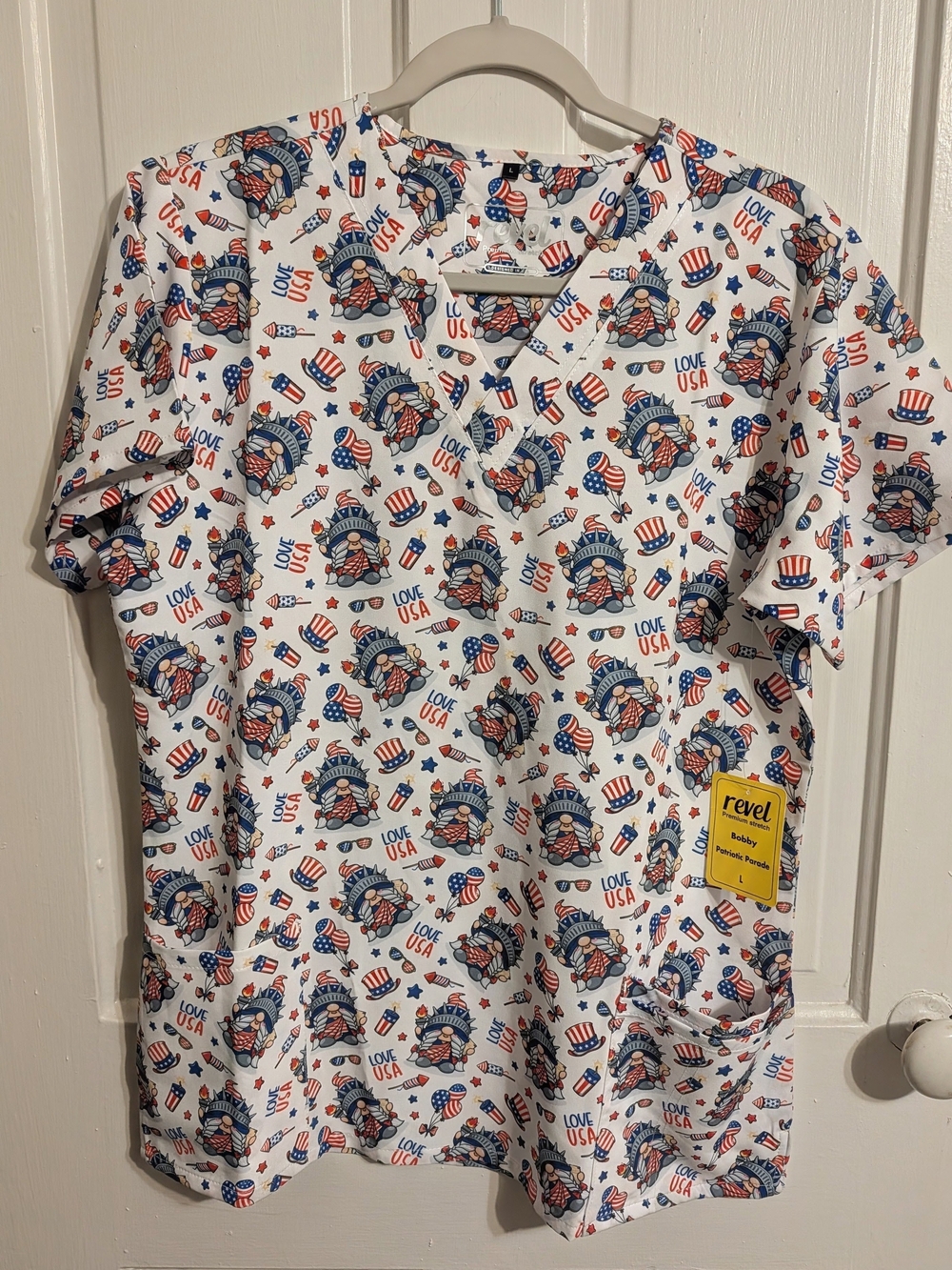 NWT Revel Premium Stretch Bobby Style "Patriotic Parade" Women's Scrub Top